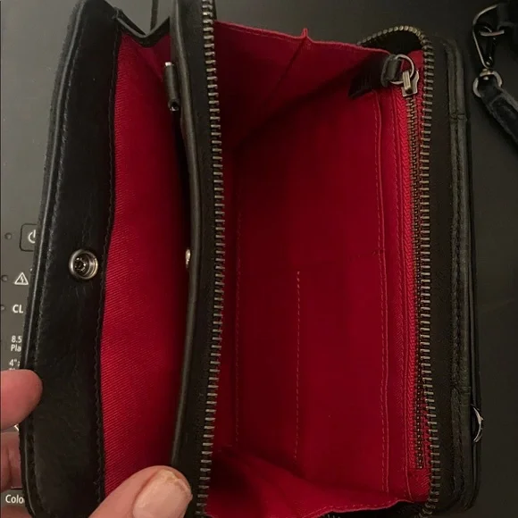 Hammitt Black  Pebbled Leather Stud Zip Wallet - Picture 2 of 6